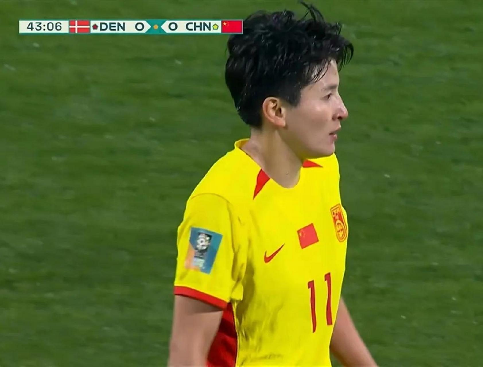 中国女足队员刘某在比赛中攻入制胜球场